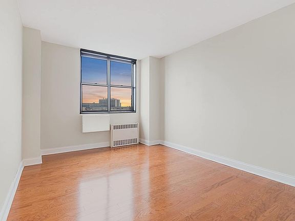 5th image of 3333 Broadway APT E25h