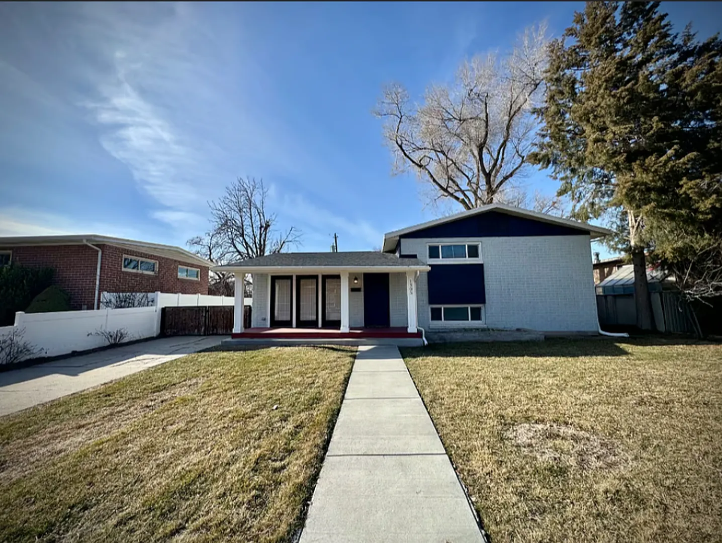 Salt Lake Proper Home W/Large Driveway — Photo 2