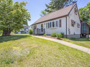 8 Claire Ter, Taunton, MA 02780