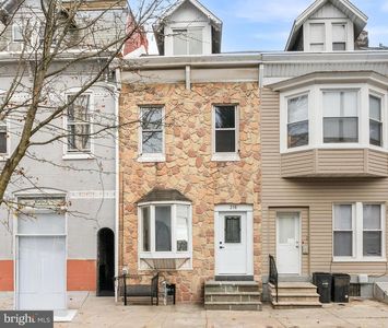 216 N 11th St, Reading, PA, 19601