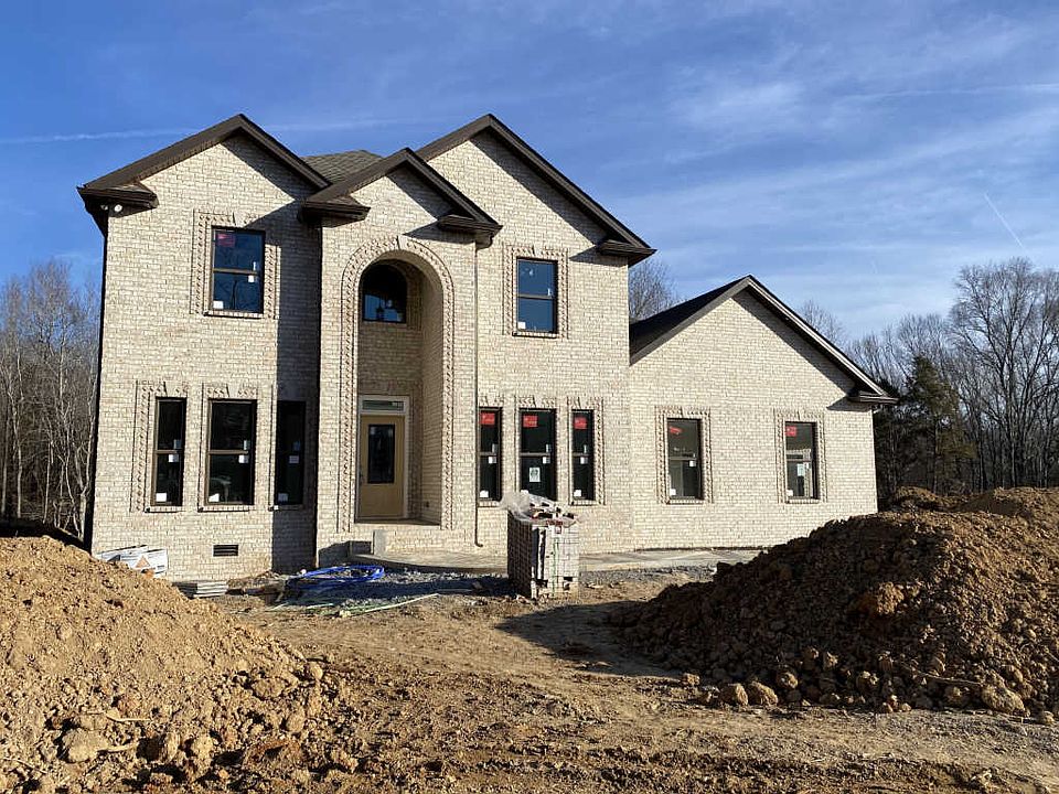 1st image of 67 Reda Dr