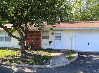 222B Buckingham Ct, Lakewood, NJ 08701