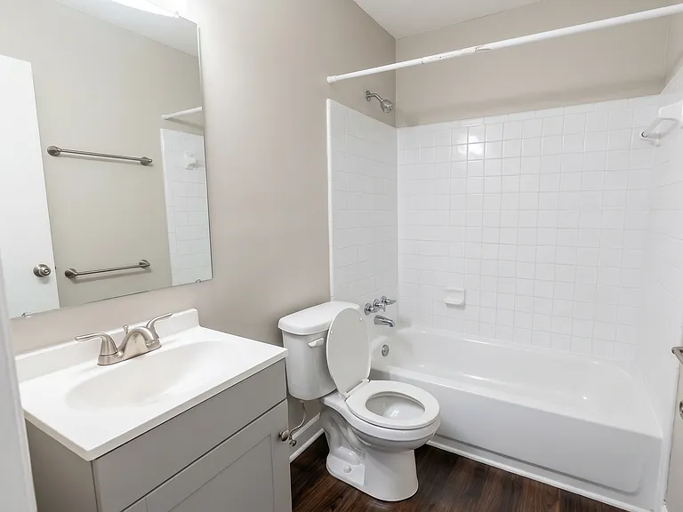 Key Street Townhomes — Photo 10