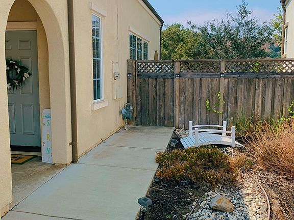 3rd image of 5082 Staghorn Dr