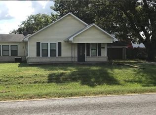 1400 S 45th St, Corsicana, TX 75110