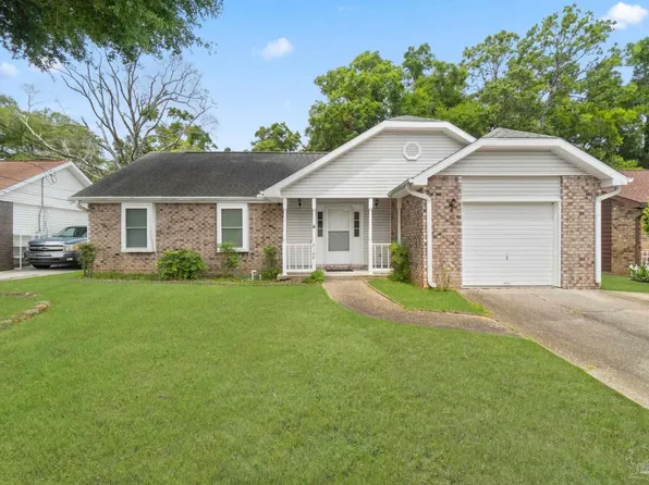 8109 Crystal Wells Pl, Pensacola, FL 32514
