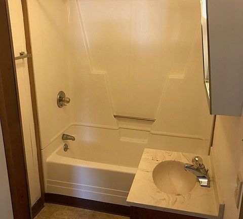 3rd image of 4 Belvidere St APT 405