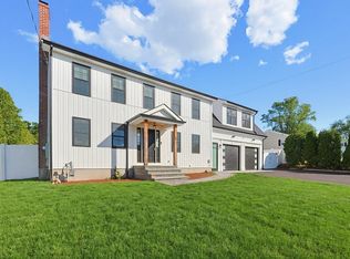 8 Vassar Dr, Milford, MA 01757