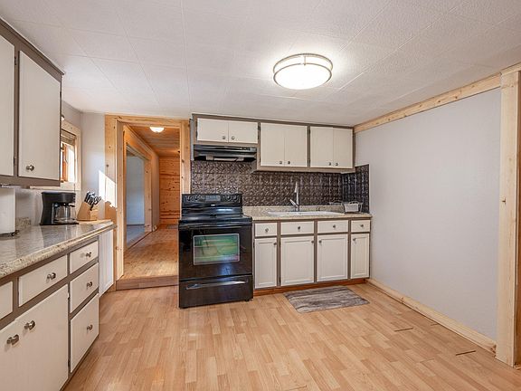 4th image of 206 Dudley Ave