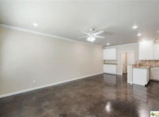 420 Spring St, Mc Gregor, TX 76657