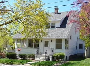 7 Pomona Rd, Worcester, MA 01602