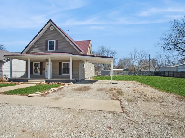 119 5th St SE, Linton, IN 47441