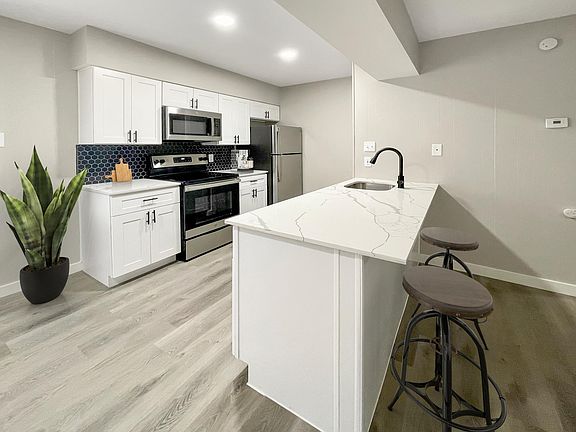 5th image of 5403 William Holland Ave