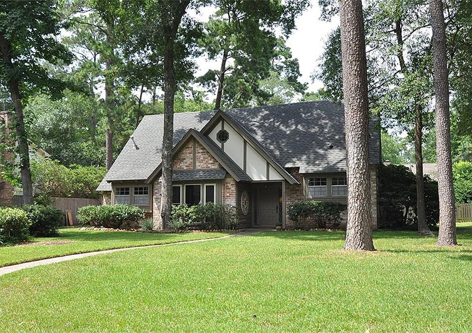 1st image of 2027 Forest Manor Dr