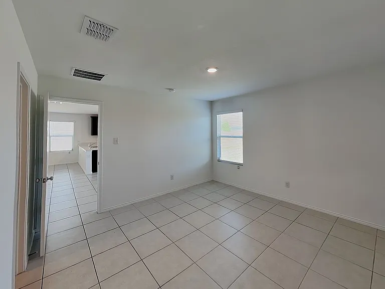 2644 Turtle Dove Dr — Photo 8