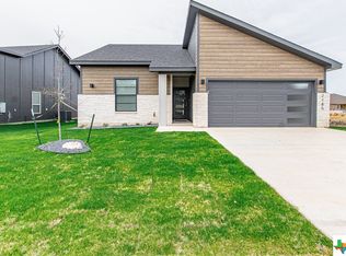 2185 Wooster St, Nolanville, TX 76559
