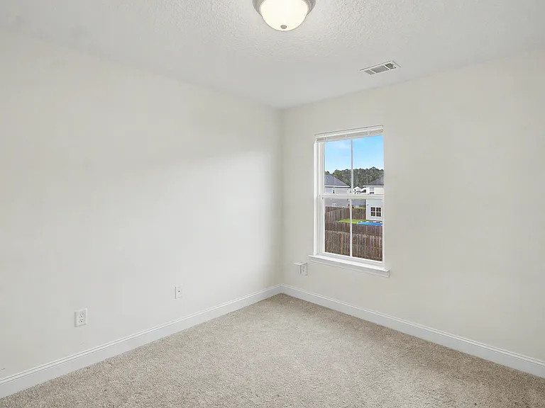 1246 Grayson Ave — Photo 17