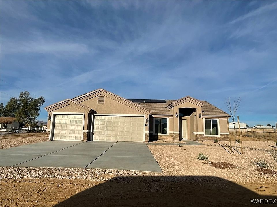 2nd image of 973 S Santa Maria Road