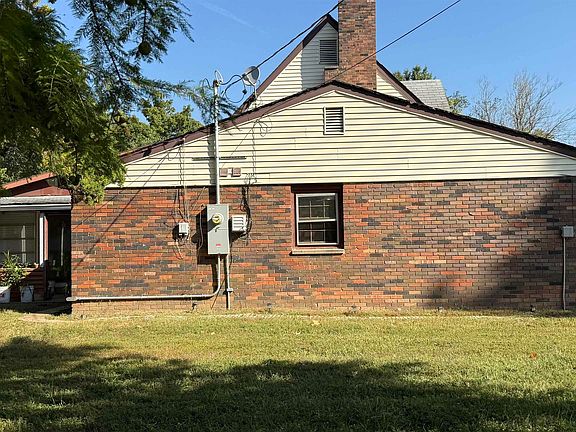 5th image of 300 S Glenview Dr