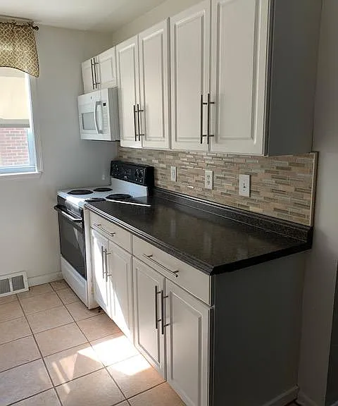 1327 Bruce Rd #C — Photo 1