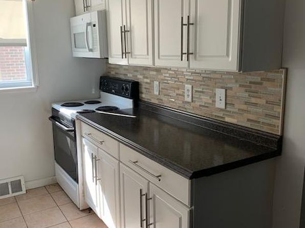 1327 Bruce Rd APT C