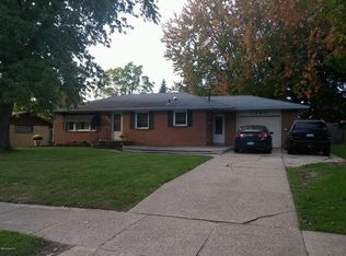 1495 Meadowlane Dr SE, Kentwood, MI 49508