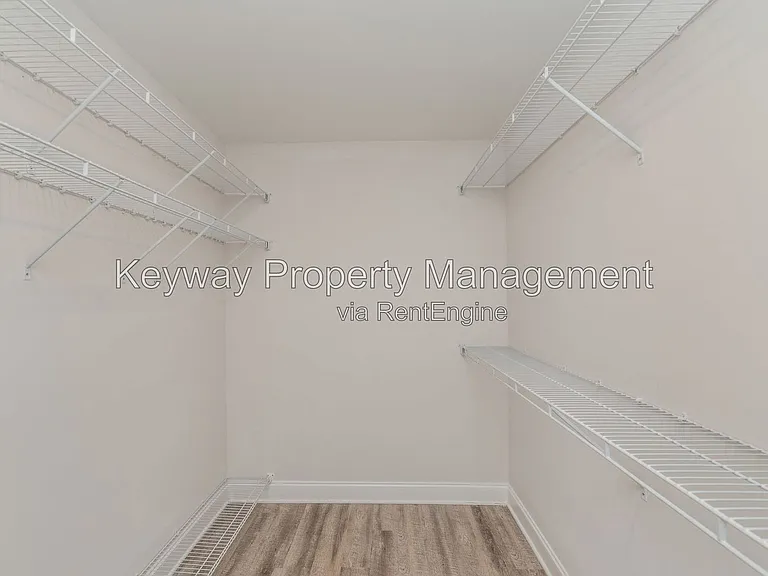 319 Sumac Trl — Photo 29