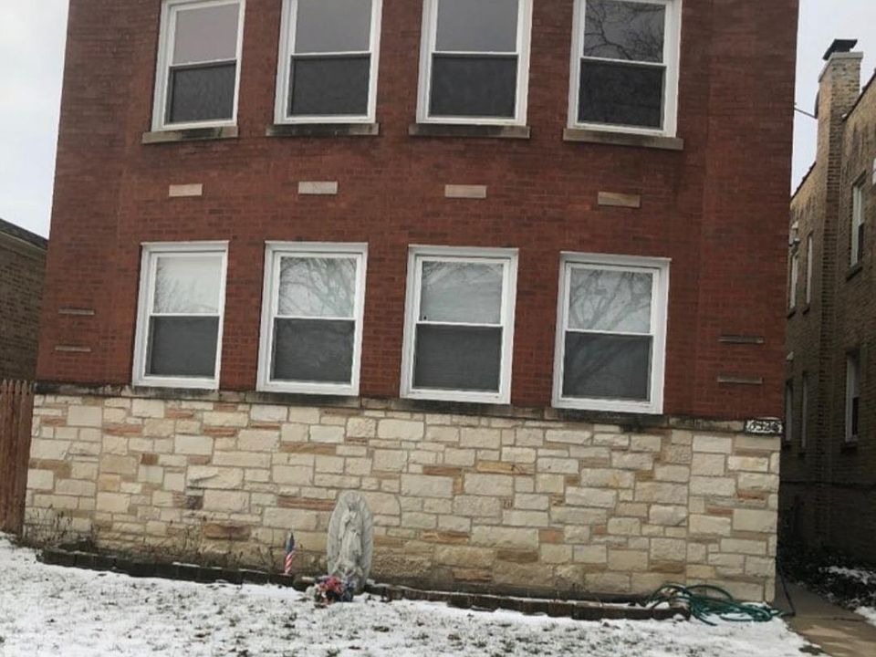 1st image of 6328 N Whipple St #2