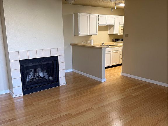 2nd image of 3115 Helms St APT 313