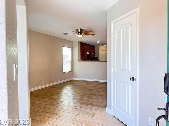 3rd image of 672 Wessex Dr