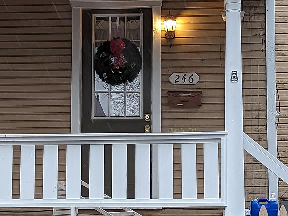 3rd image of 246 Morton Ave