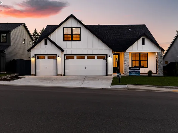 132 W 19th St, La Center, WA 98629