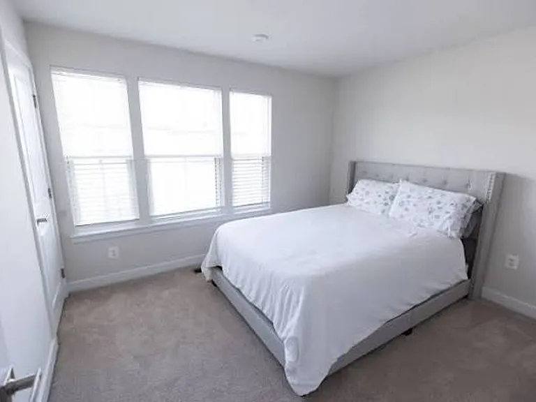 2807 Evansgreen Dr — Photo 4