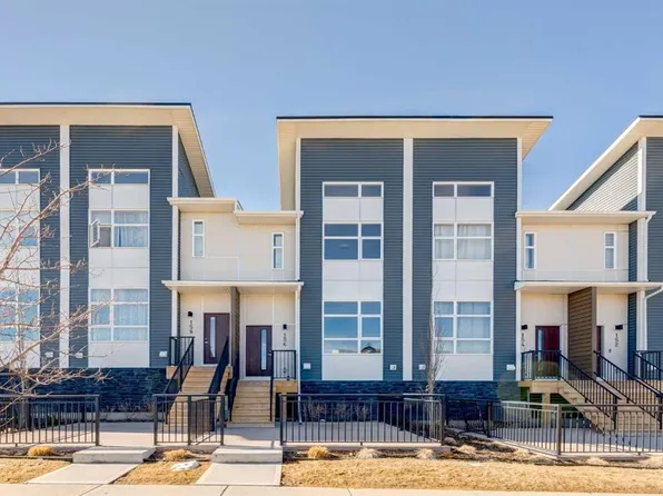156 S Walden Ln SE, Calgary, AB T2X 2A7