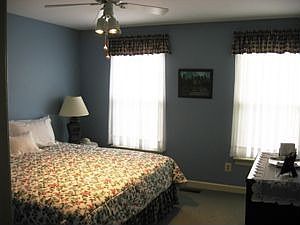 5th image of 31 New Bedford Ct