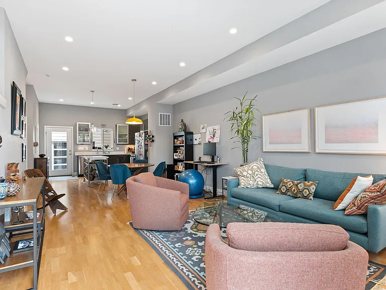 2815 W 52nd Ave — Photo 11