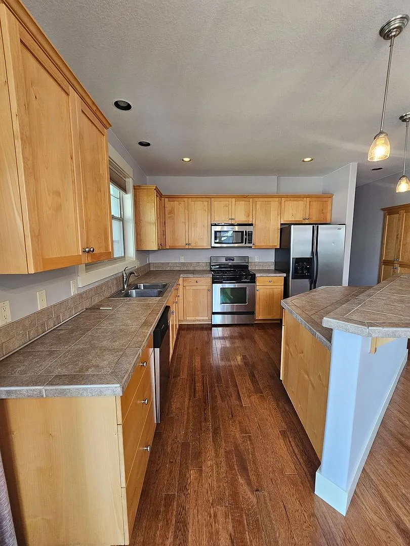 Yarrow Neighborhood Home with Central A/C, Landscaping Included! — Photo 3