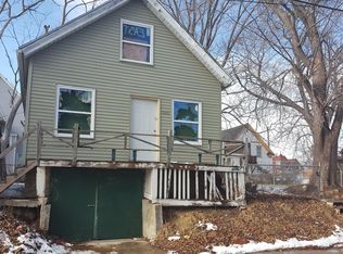 2961 N 11th Ln, Milwaukee, WI 53206
