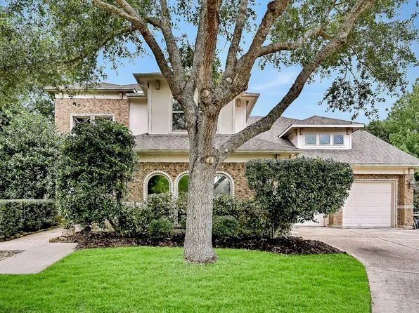 5805 Lawrence Ct, Pearland, TX 77584