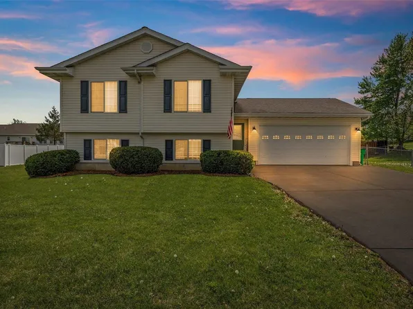 69 Swan Ln, Farmington, MO 63640