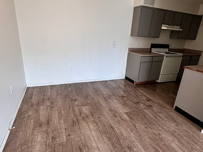 Northpark Apartments — Photo 9