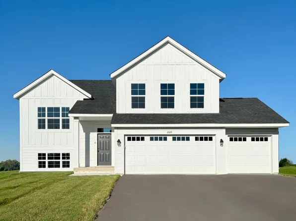 814 Fox River Rd, Somerset, WI 54025