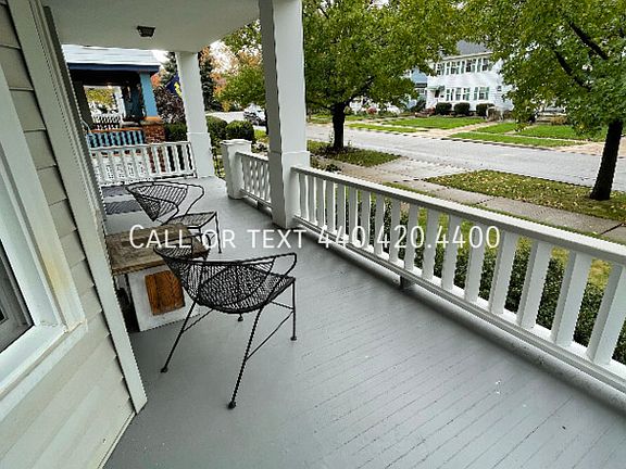 2nd image of 1313 Marlowe Ave Unit 1