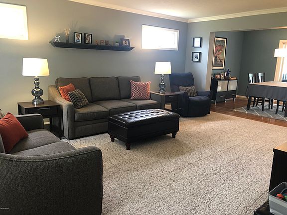 5th image of 4055 Kristine St
