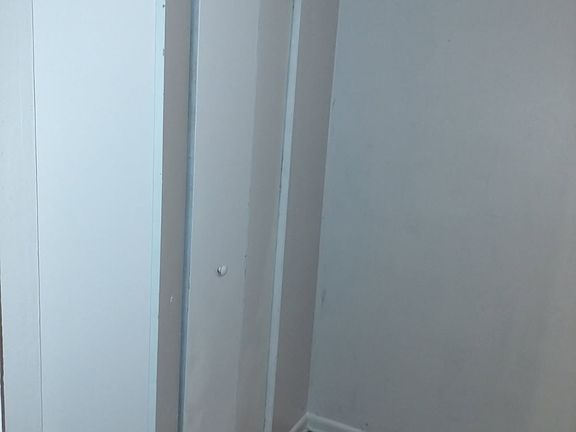 5th image of 4422 Melvin Cir W