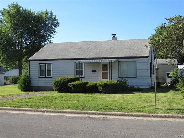 1st image of 1110 E Ferguson Ave