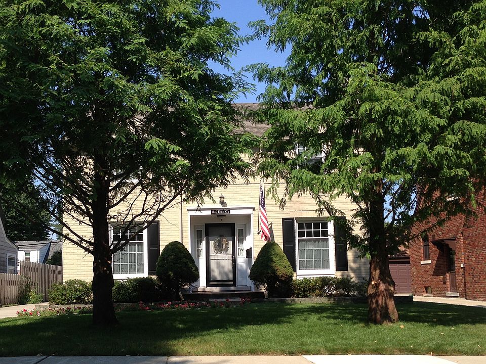 2nd image of 1610 Ford Ct