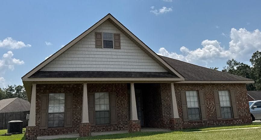 1st image of 2540 Pecan Pointe Dr