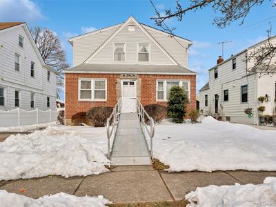 529 7th Avenue, New Hyde Park, NY, 11040