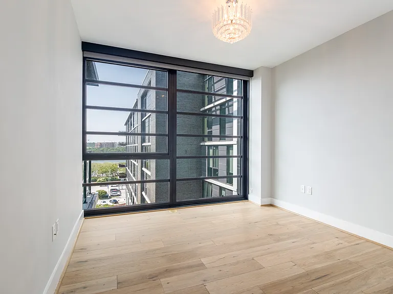 1300 4th St SE #808 — Photo 14